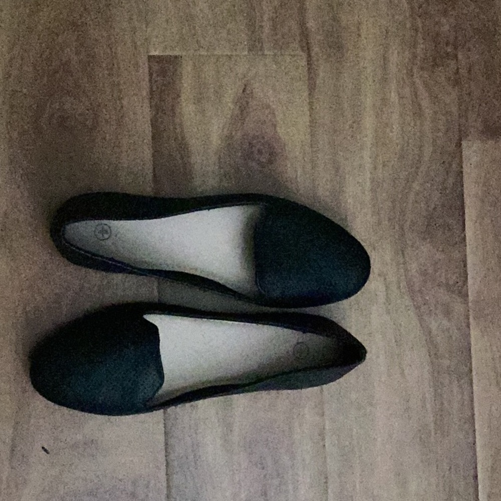 Black shoes